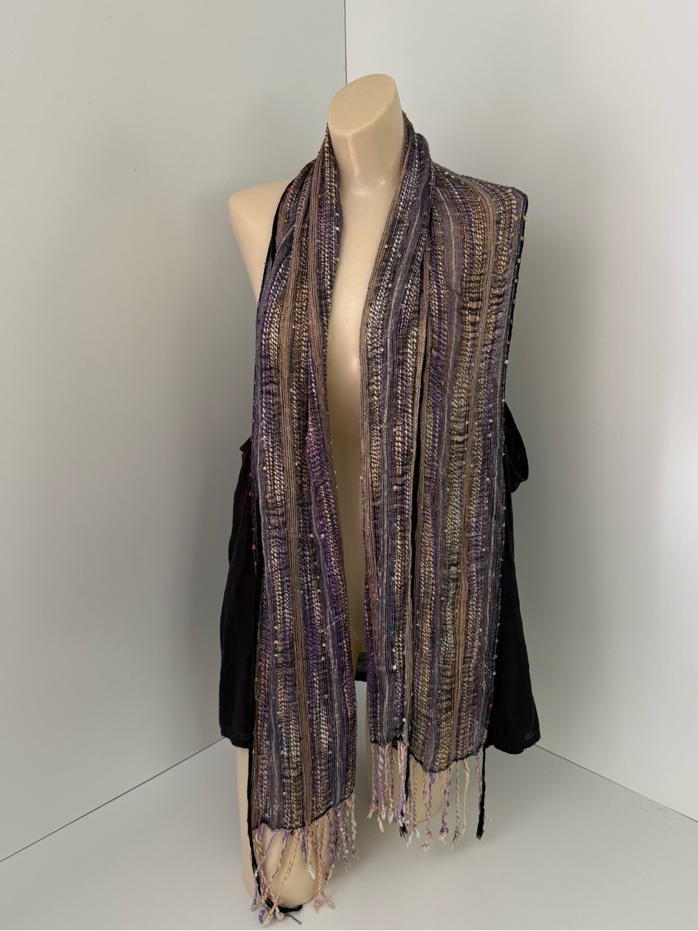 Resort by Chuck Handy Women’s Vest Size US 18 Fringe Open Front Metallic Knit